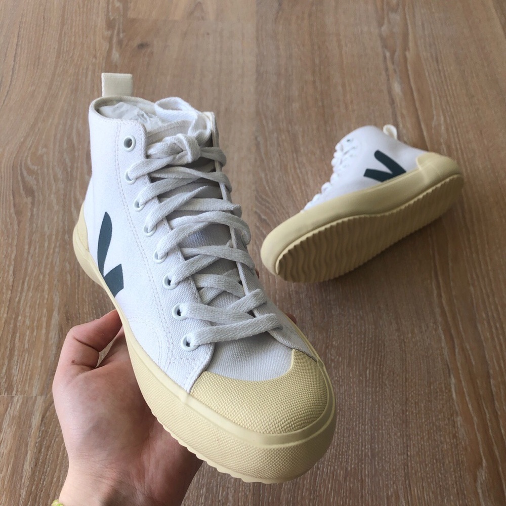 Veja Hightop Sneakers